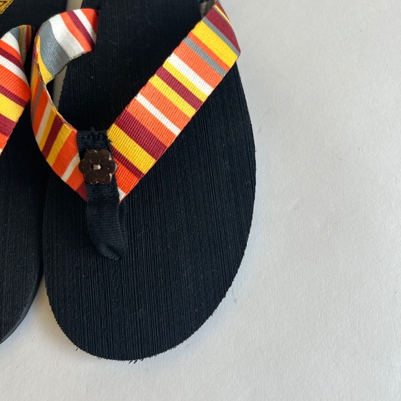 New Keen Yellow Orange White Canvas Black Rubber Outsole Flip Flops size 9 - Picture 6 of 14